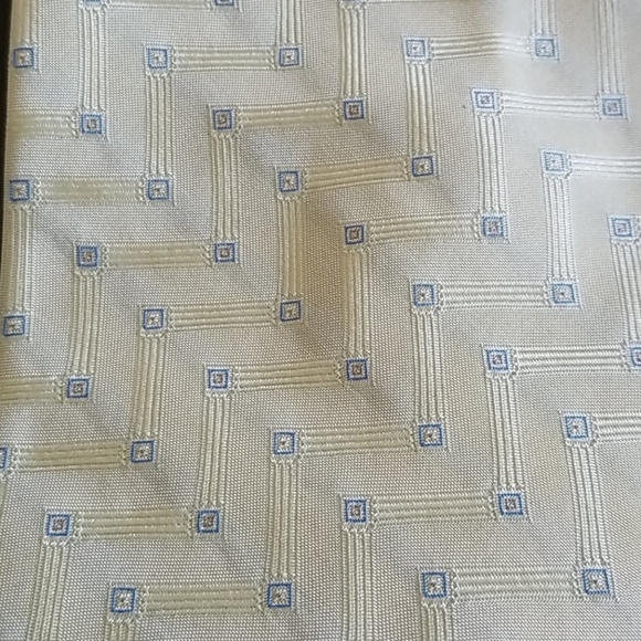 Bundle of Ties - Picture 4 of 5